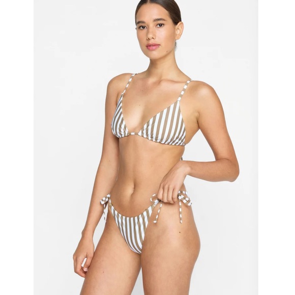 MIKOH | Catalina Top - Picture 3 of 11